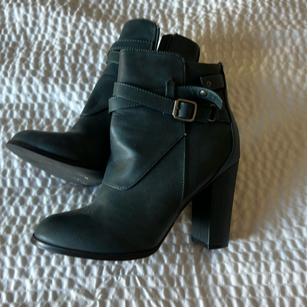 Michael Antonio Navy Boots